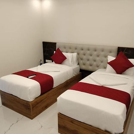 Mayuri Residency Hotel Attibele Экстерьер фото