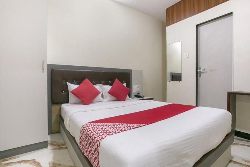 Mayuri Residency Hotel Attibele Экстерьер фото
