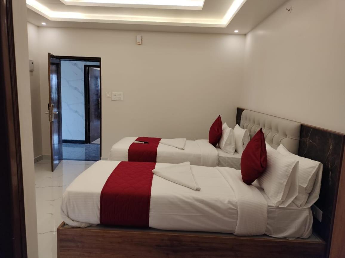 Mayuri Residency Hotel Attibele Экстерьер фото